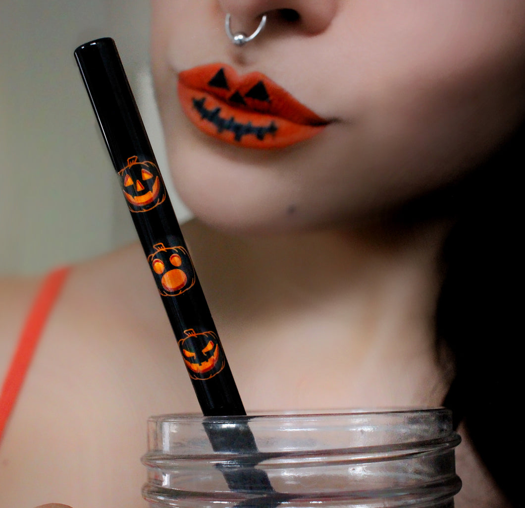 Spooky Jack-o'-lantern black glass straw