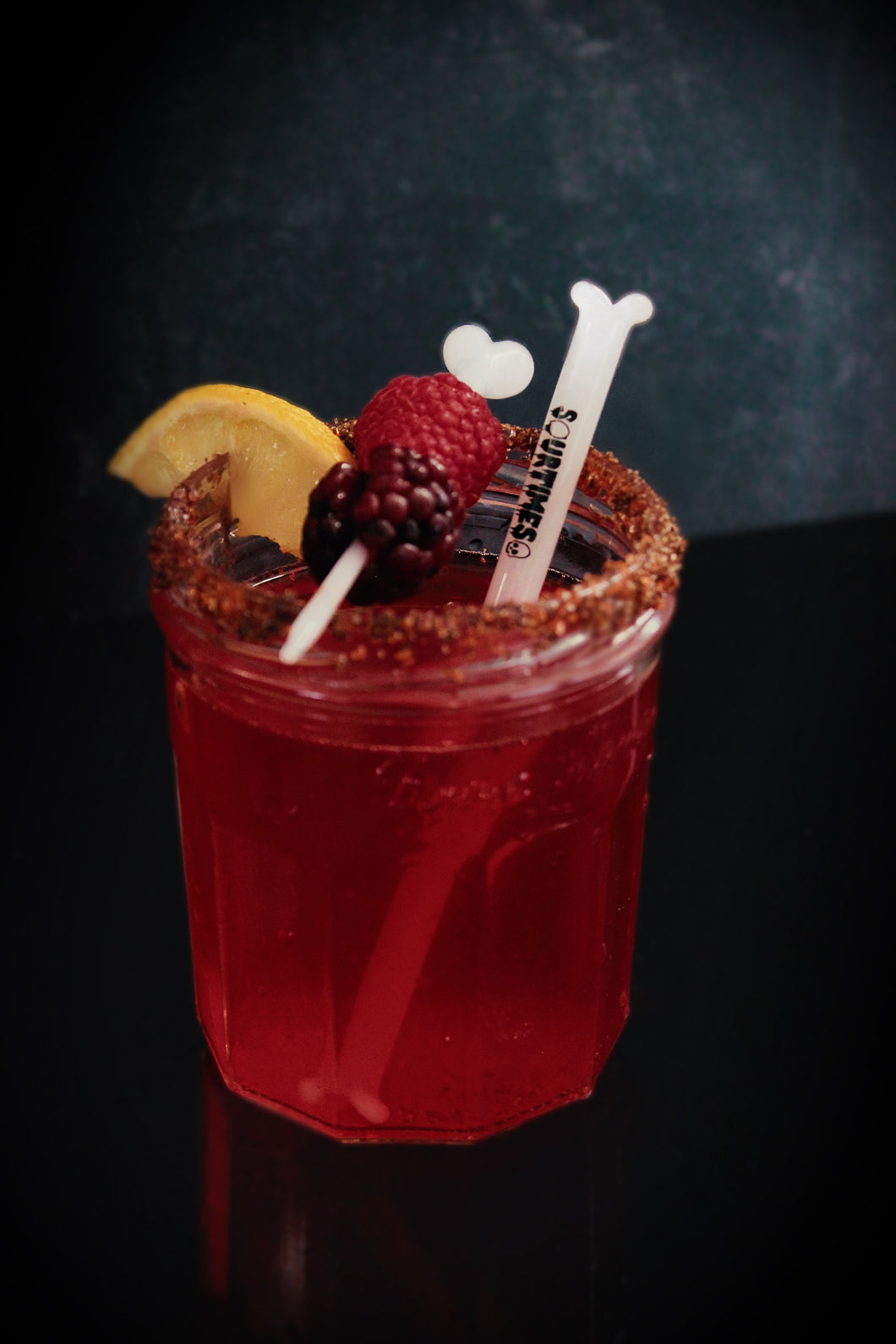 Funny Bonez cocktail glass straw set