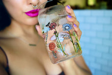 Load image into Gallery viewer, Deadly Blooms glass beer cup &amp; straw set
